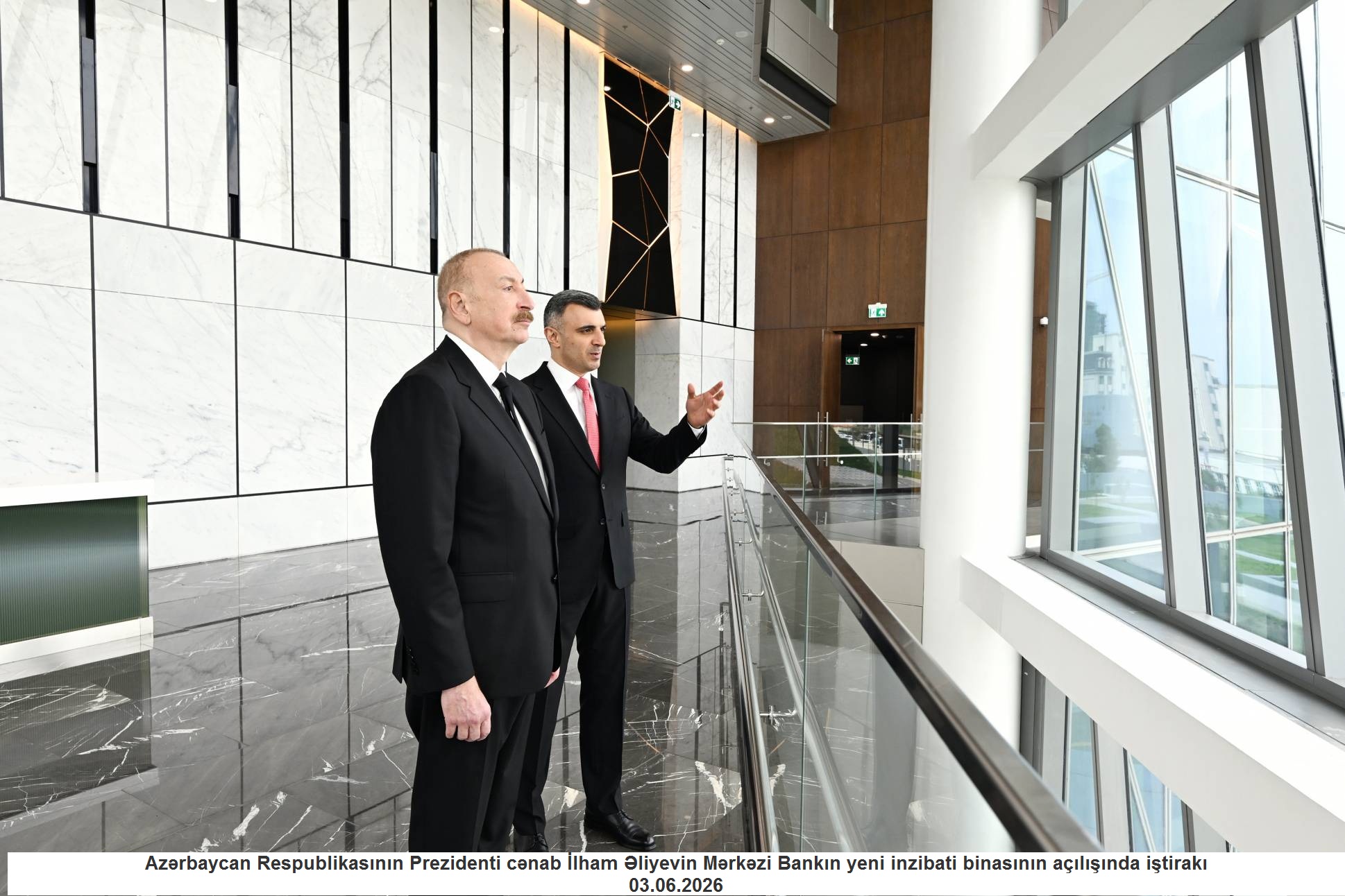 Merkezi Bank - achilish merasimi - 11.jpg