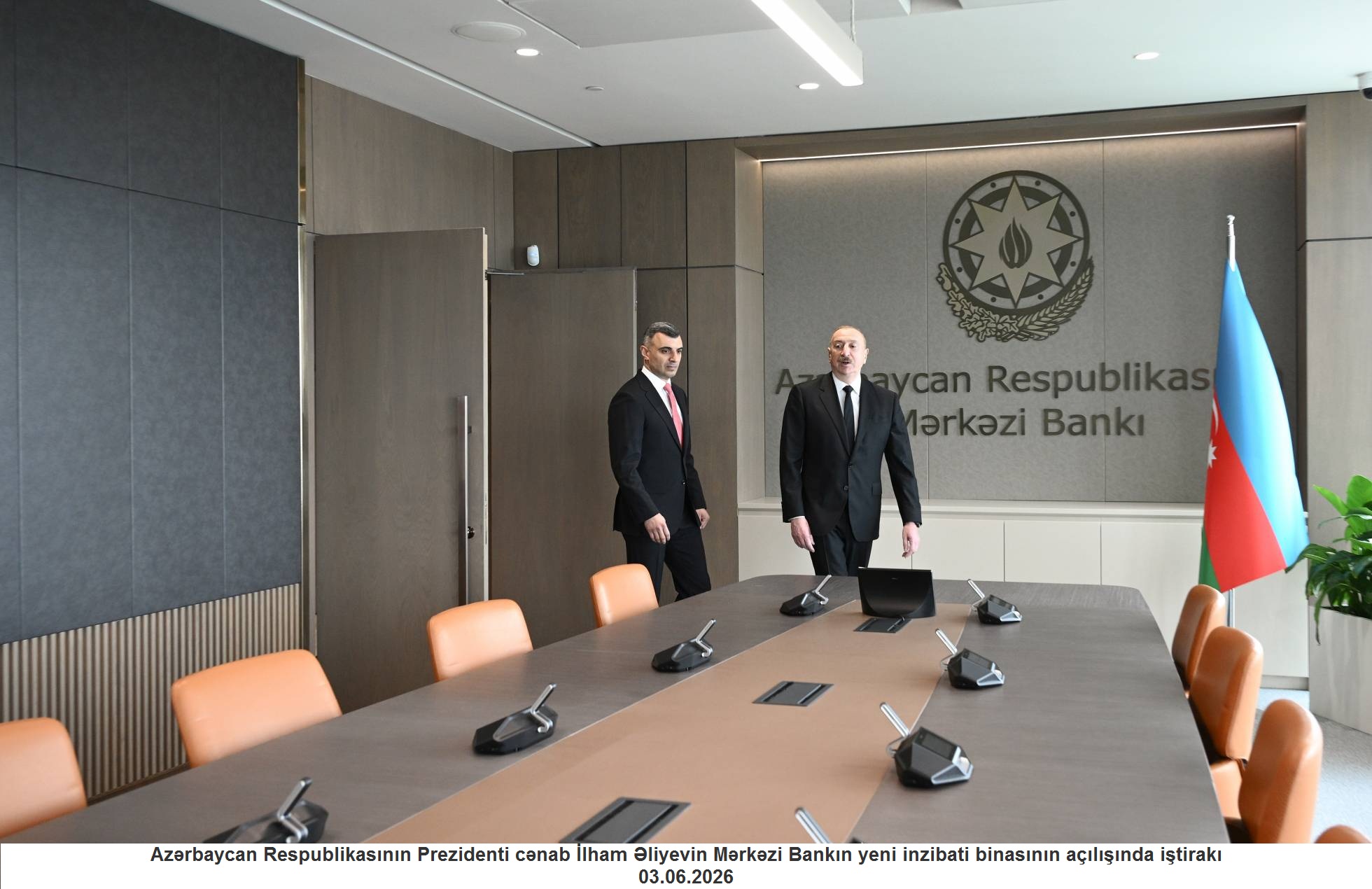 Merkezi Bank - achilish merasimi - 9.jpg