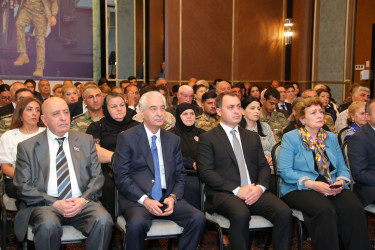 Nizami rayonunda Dövlət Suverenliyi Günü münasibətilə konfrans keçirilib