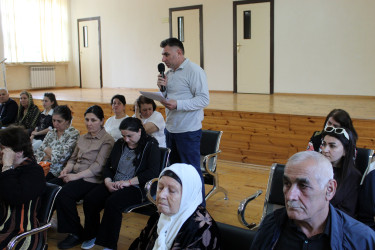 Rayon İcra Hakimiyyətinin başçısı növbəti səyyar qəbul keçirib