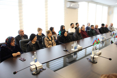 Nizami rayonunda məskunlaşmış Xocalı sakinləri ilə görüş keçirilib