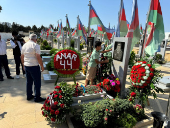 Vətən müharibəsi şəhidi Anar Vaqif oğlu Əliyevin doğum günündə xatirəsi anılıb