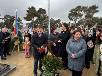 Vətən müharibəsi şəhidi mayor İlkin Rzayevin ildönümündə məzarı ziyarət edilib