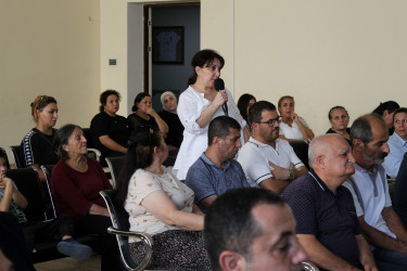 Nizami rayonunda növbəti səyyar qəbul keçirilib
