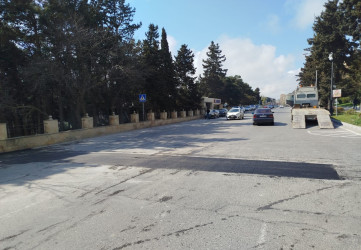 Nizami rayonunda intensiv yağıntıların yollarda yaratdığı fəsadlar aradan qaldırılır