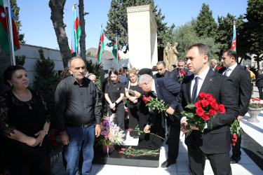 27 Sentyabr – Anım Günü ilə əlaqədar şəhidlərin əziz xatirəsi yad edilib
