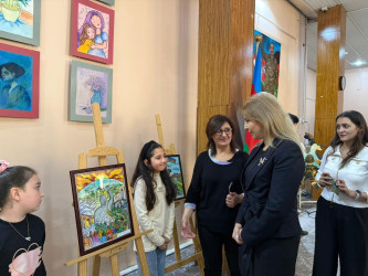 Nizami rayonunda 8 Noyabr – Zəfər Gününə həsr olunmuş rəsm sərgisi kecirilib