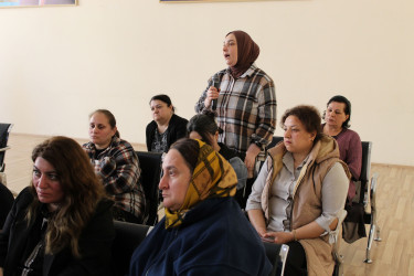 Nizami Rayon İcra Hakimiyyətinin başçısı Coşqun Cəbrayılovun sakinlərlə növbəti səyyar qəbulu keçirilib