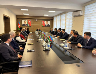 Nizami Rayon İcra Hakmiyyətində etik davranış qaydalarına həsr olunan dəyirmi masa təşkil edilib