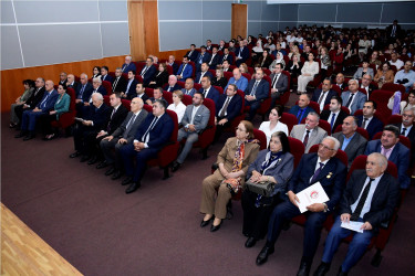 Nizami rayonunda 15 İyun – Milli Qurtuluş Gününə həsr olunmuş konfrans keçirilib