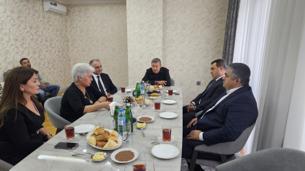 Vətən müharibəsi şəhidi Samir Əhməd oğlu Xəlilinin ailəsi ziyarət edib