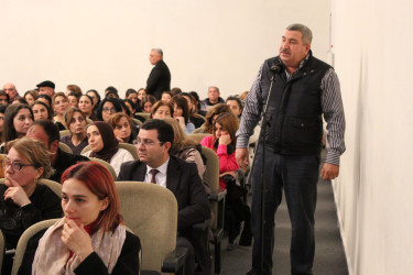 Nizami Rayon İcra Hakimiyyətinin başçısı Keşlə qəsəbə sakinləri ilə növbəti səyyar qəbul keçirib