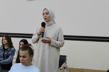 İcra Hakimiyyətinin başçısı Coşqun Cəbrayılov rayon sakinləri ilə növbəti səyyar qəbul keçirib