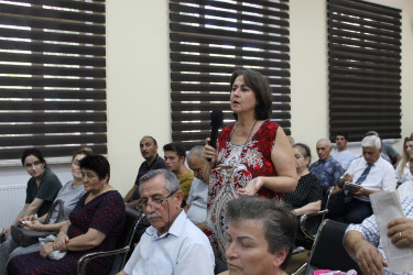 Nizami Rayon İcra Hakimiyyətinin başçısı Coşqun Cəbrayılov növbəti səyyar qəbul keçirib