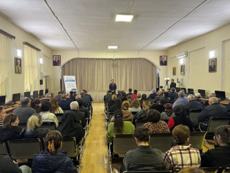 Rayon İcra Hakimiyyətinin başçısı Coşqun Cəbrayılov rayon sakinləri ilə növbəti səyyar qəbul keçirib