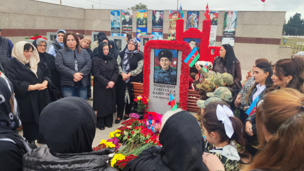 Vətən müharibəsi şəhidi Zəbiyulla Şahin oğlu Məmmədovun məzarı ziyarət edilib