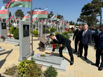 Vətən müharibəsi şəhidi Anar Vaqif oğlu Əliyevin doğum günündə xatirəsi anılıb