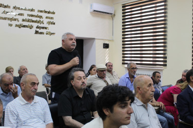 Nizami Rayon İcra Hakimiyyətinin başçısı Coşqun Cəbrayılov növbəti səyyar qəbul keçirib