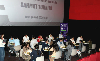 Nizami rayonunda Ümummilli Lider Heydər Əliyevin anadan olmasının 103-cü ildönümü münasibətilə məktəblilər arasında şahmat turniri keçirilib