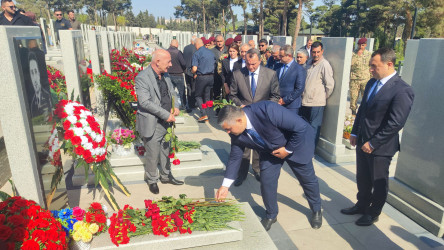 Vətən müharibəsi şəhidi Vüqar İnşallah oğlu Cəfərovun məzarı ziyarət edilib