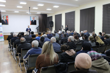 Nizami Rayon İcra Hakimiyyətinin başçısı Coşqun Cəbrayılov növbəti səyyar qəbulda rayon sakinləri ilə görüşüb