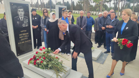 Vətən müharibəsi şəhidi kapitan Hətəmxan Məti oğlu Quliyevin məzarı ziyarət edilib
