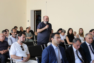 Nizami rayonunda növbəti səyyar qəbul keçirilib