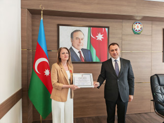 Nizami rayonunda Dövlət Qulluqçularının Peşə Bayramı Günü münasibətilə tədbir keçirilib