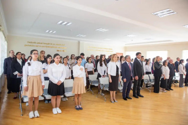 Nizami rayonunda “Heydər Əliyev və Azərbaycan tarixi” mövzusunda referat yazı müsabiqəsinin yekun mərhələsi keçirilib