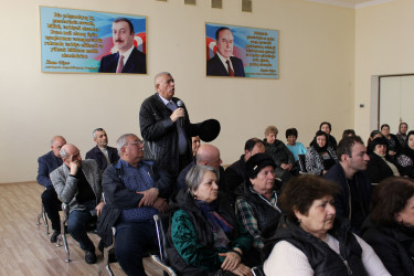 Nizami Rayon İcra Hakimiyyətinin başçısı Coşqun Cəbrayılovun sakinlərlə növbəti səyyar qəbulu keçirilib