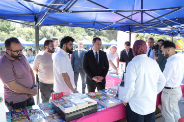 IV Bilik Kitab Sərgisi sakinlərin marağına səbəb olub