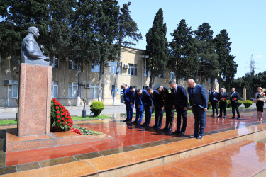 Nizami rayonunda “Ümummilli Lider Heydər Əliyev – tarix yazan və yaradan Dahi Şəxsiyyət” mövzusunda konfrans keçirilib