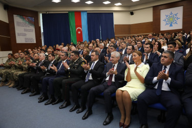 Nizami rayonunda Dövlət Suverenliyi Günü münasibətilə konfrans keçirilib