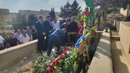 Şəhid polis çavuşu Zamanov Xəzər Azər oğlunun ildönümündə məzarı ziyarət edilib