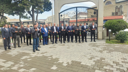 Vətən müharibəsi şəhidi Nicat Əhmədovun doğum günündə məzarı ziyarət olunub