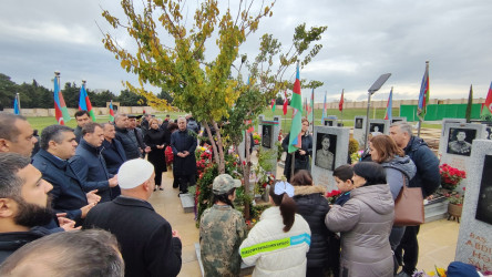 Vətən müharibəsi şəhidləri leytenant Kənan Süleymanlı, leytenant Teymur Məcidzadə və Əsəd Əsədlinin məzarları ziyarət edilib