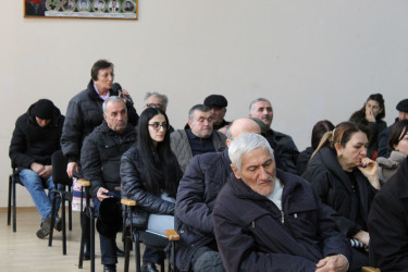 Nizami Rayon İcra Hakimiyyətinin başçısı Coşqun Cəbrayılov rayon sakinləri ilə növbəti səyyar qəbul keçirib