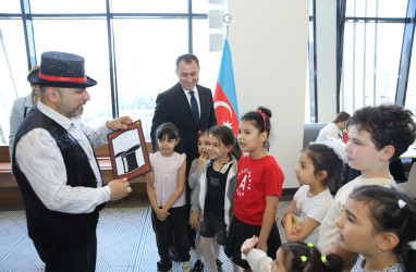 Nizami rayonunda şəhid və qazi övladları üçün bayram tədbiri keçirilib