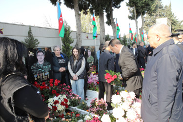 8 Noyabr – Şanlı Zəfər qələbəsinin 5-ci ildönümünü ilə əlaqədar Keşlə Şəhidlər Xiyabanı ziyarət edilib