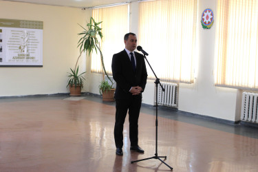 Nizami Rayon İcra Hakimiyyətinin başçısı Coşqun Cəbrayılov sakinlərlə növbəti səyyar qəbul keçirib