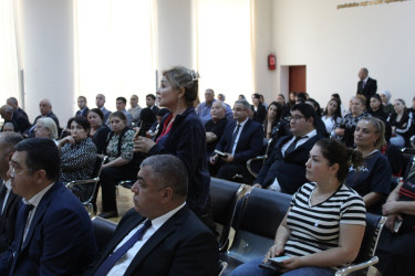 Rayon İcra Hakimiyyətinin başçısı Coşqun Cəbrayılov rayon sakinləri ilə növbəti səyyar qəbul keçirib