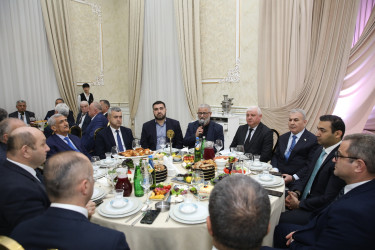 Nizami rayonunda iftar süfrəsi açılıb