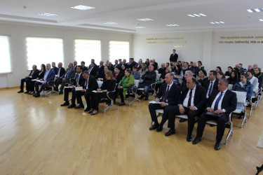 Rayon İcra Hakimiyyətinin başçısı Coşqun Cəbrayılov vətəndaşlarla növbəti səyyar qəbul keçirib