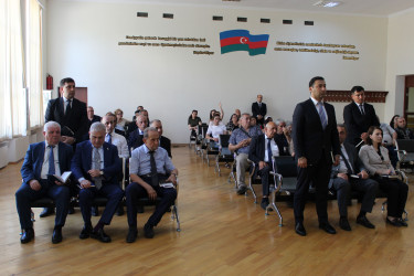 Nizami Rayon İcra Hakimiyyətinin başçısı Coşqun Cəbrayılov rayon sakinləri ilə növbəti səyyar qəbul keçirib