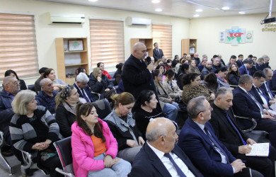 Nizami Rayon İcra Hakimiyyətinin başçısı  növbəti səyyar qəbul keçirib