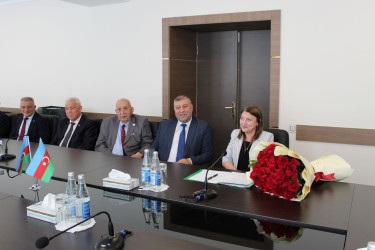 Rayon İcra Hakimiyyətində İctimai Şuranın üzvləri ilə görüş keçirilib