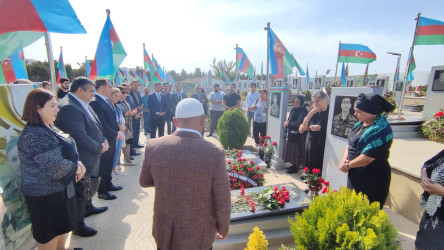 Vətən müharibəsi şəhidləri Samir Xəlili və çavuş Toğrul İsayevin ildönümlərində məzarları ziyarət edilib