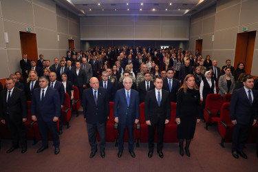 Nizami rayonunda Ulu Öndər Heydər Əliyevin Anım gününə həsr olunmuş tədbir keçirilib