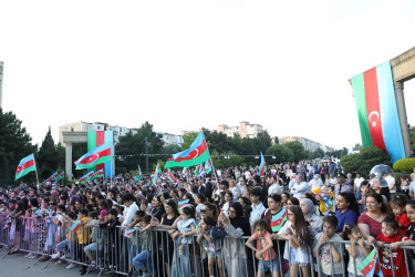 Nizami rayonunda Milli Qurtuluş Gününə həsr olunmuş bayram konserti keçirilib