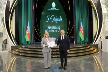 Nizami rayonunda Beynəlxalq Müəllimlər Günü münasibətilə tədbir keçirilib